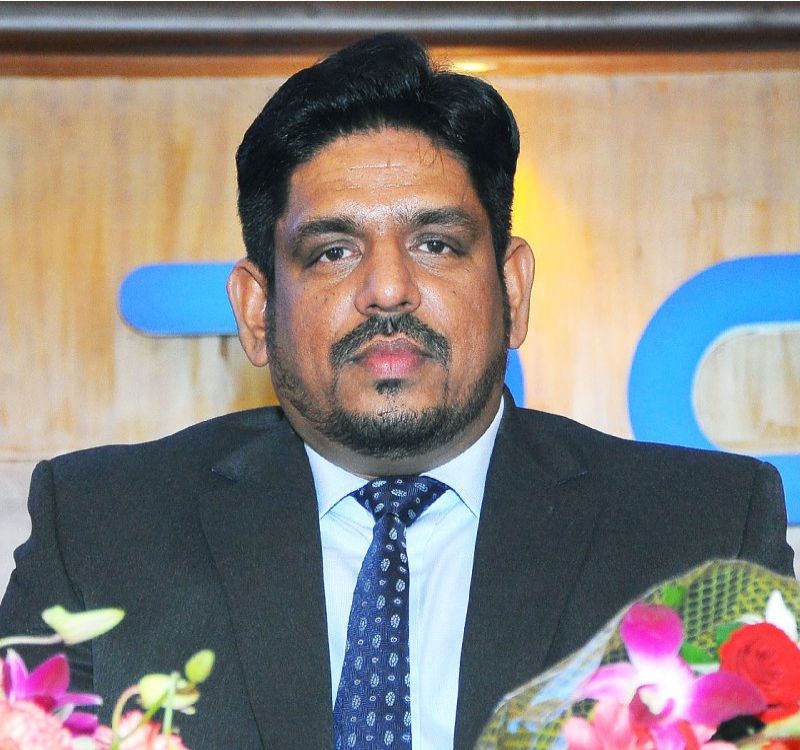 Sayed-Raza-oakwood